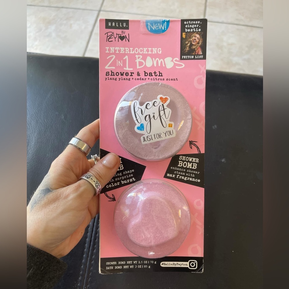 Hallu By Peyton Interlocking 2-in-1 Bath Bombs